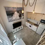 Genuar Center 4 Apartman *