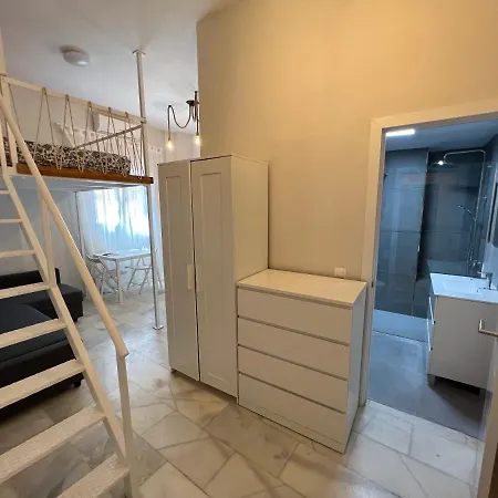 Apartamento Genuar Center 4 *